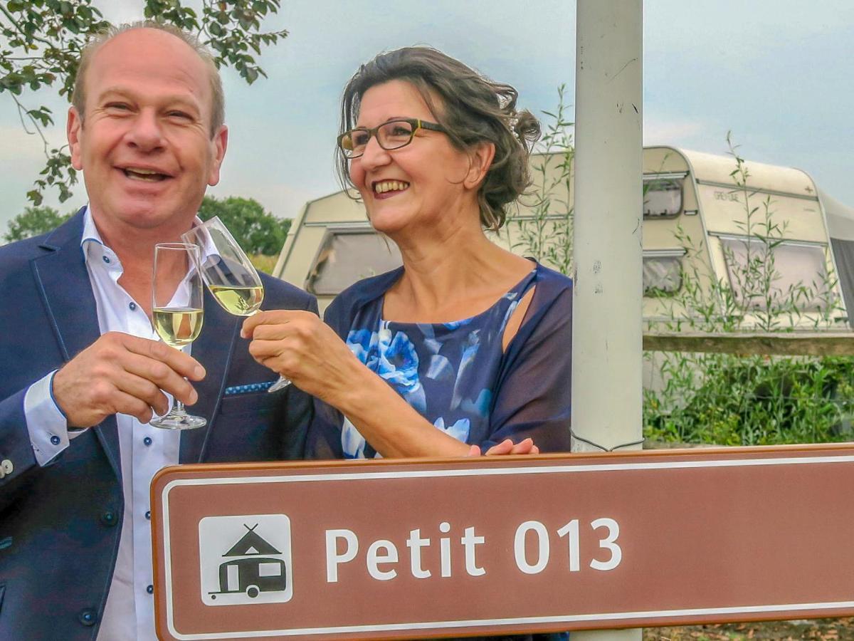 Luxe Safaritenten Petit013 - Nieuw Тилбург Экстерьер фото