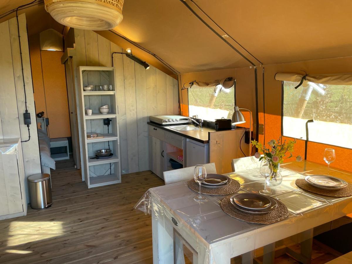 Luxe Safaritenten Petit013 - Nieuw Тилбург Экстерьер фото